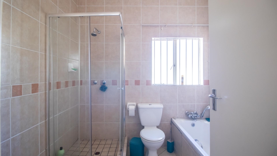3 Bedroom Property for Sale in Country View Gauteng