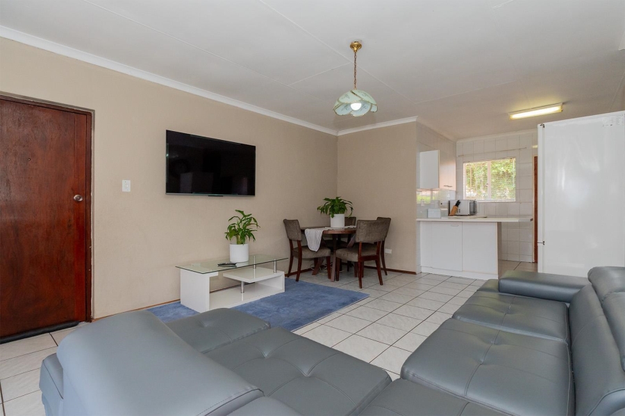 To Let 3 Bedroom Property for Rent in Birchleigh Gauteng