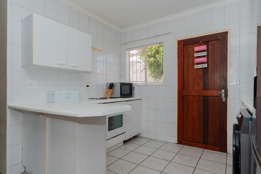 To Let 3 Bedroom Property for Rent in Birchleigh Gauteng