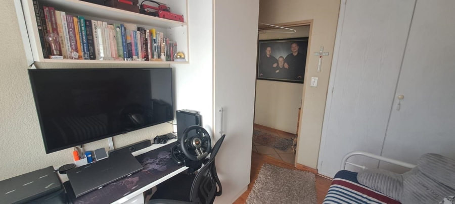2 Bedroom Property for Sale in Elandspark Gauteng