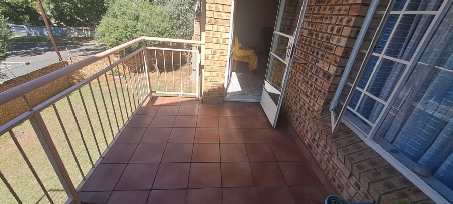 2 Bedroom Property for Sale in Elandspark Gauteng