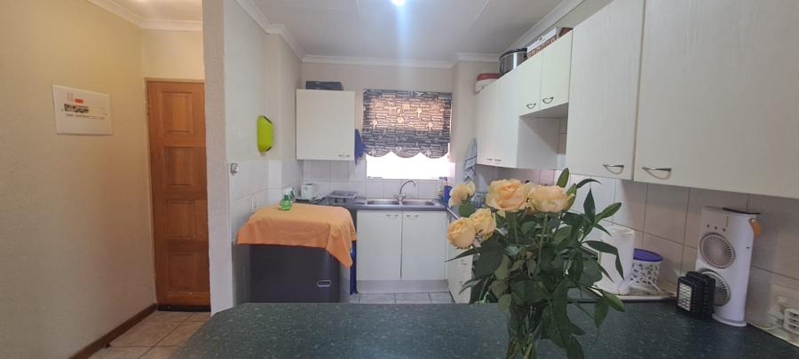 2 Bedroom Property for Sale in Elandspark Gauteng
