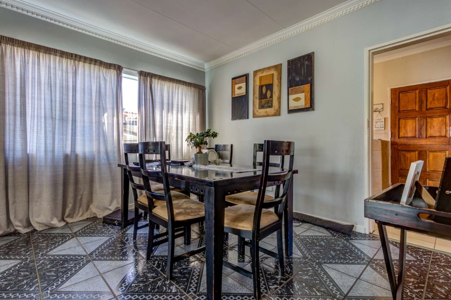3 Bedroom Property for Sale in Parkhill Gardens Gauteng