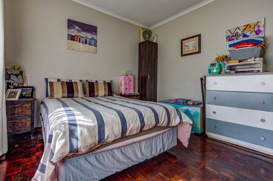 3 Bedroom Property for Sale in Parkhill Gardens Gauteng