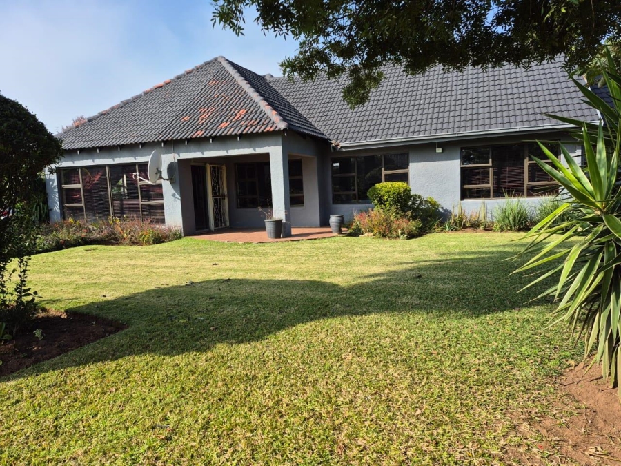 4 Bedroom Property for Sale in Brackenhurst Gauteng