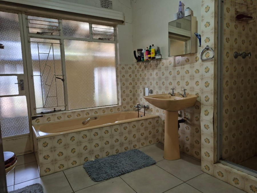 4 Bedroom Property for Sale in Brackenhurst Gauteng