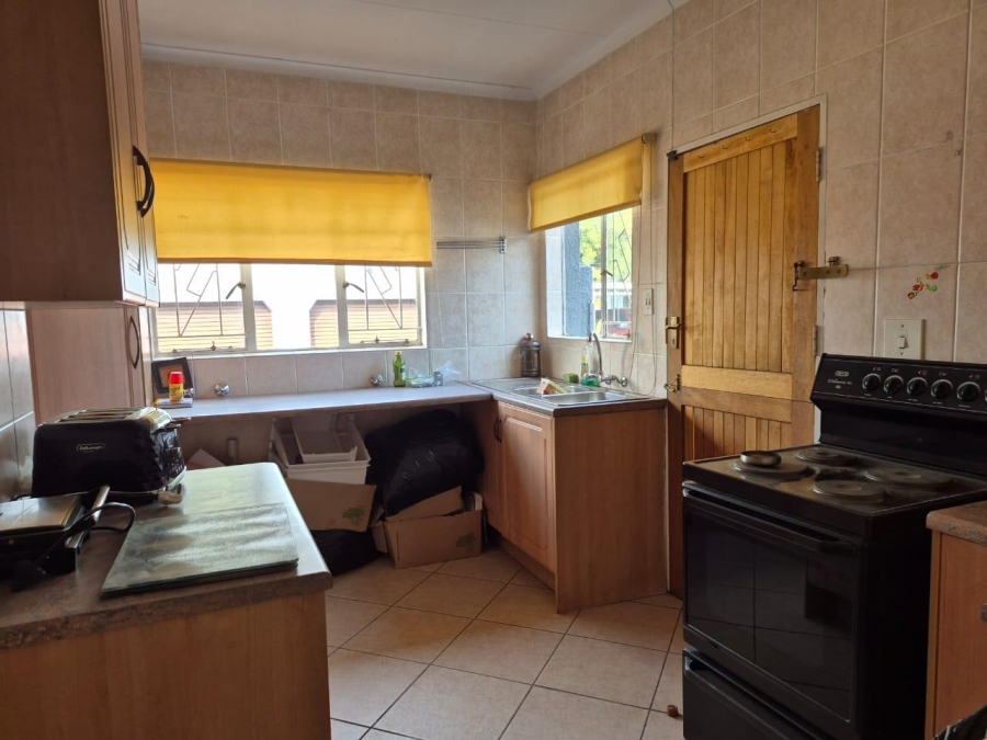 4 Bedroom Property for Sale in Brackenhurst Gauteng