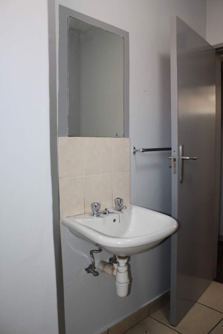 To Let 2 Bedroom Property for Rent in Sunnyside Gauteng