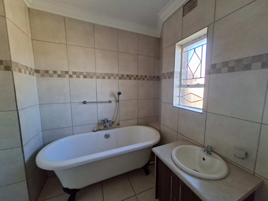 To Let 3 Bedroom Property for Rent in Sunninghill Gauteng
