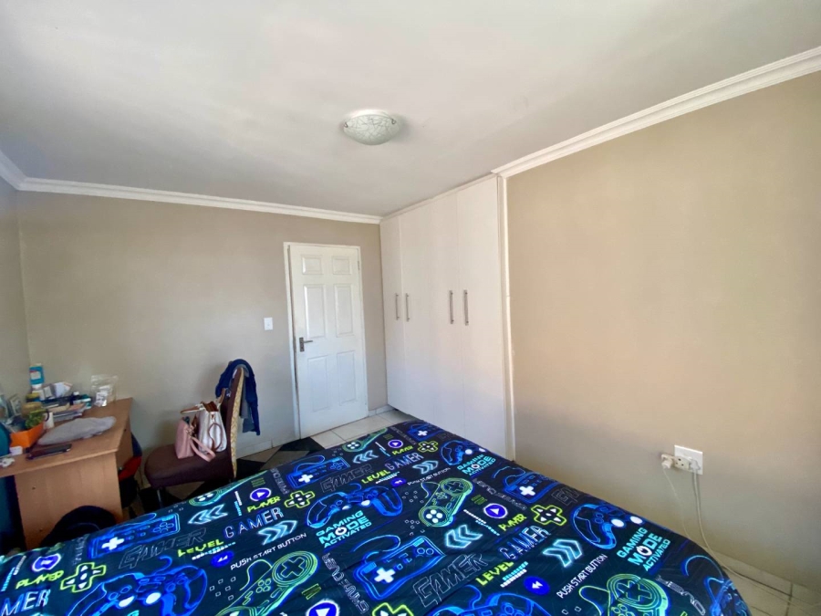 To Let 1 Bedroom Property for Rent in Goudrand Gauteng