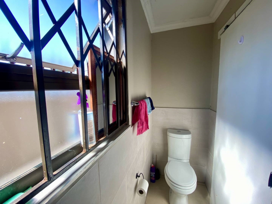 To Let 1 Bedroom Property for Rent in Goudrand Gauteng