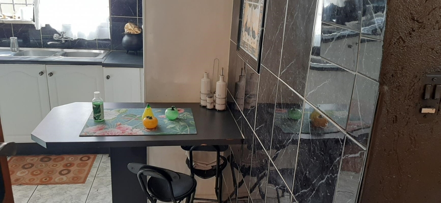 2 Bedroom Property for Sale in Pimville Gauteng