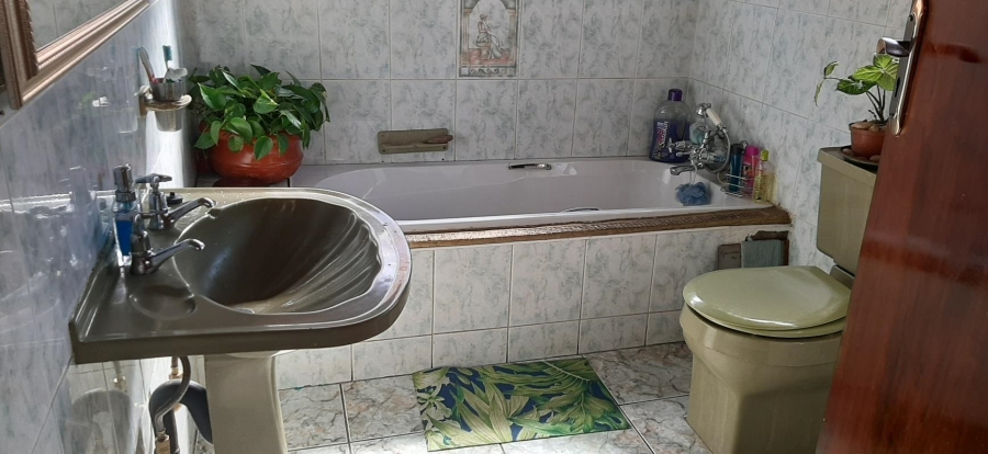 2 Bedroom Property for Sale in Pimville Gauteng