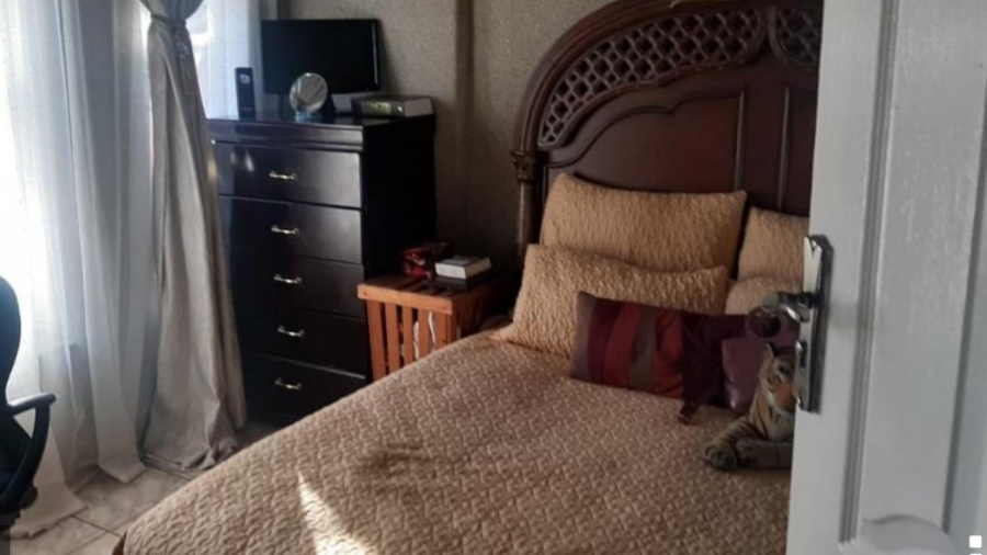 2 Bedroom Property for Sale in Pimville Gauteng