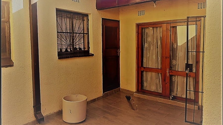 2 Bedroom Property for Sale in Pimville Gauteng