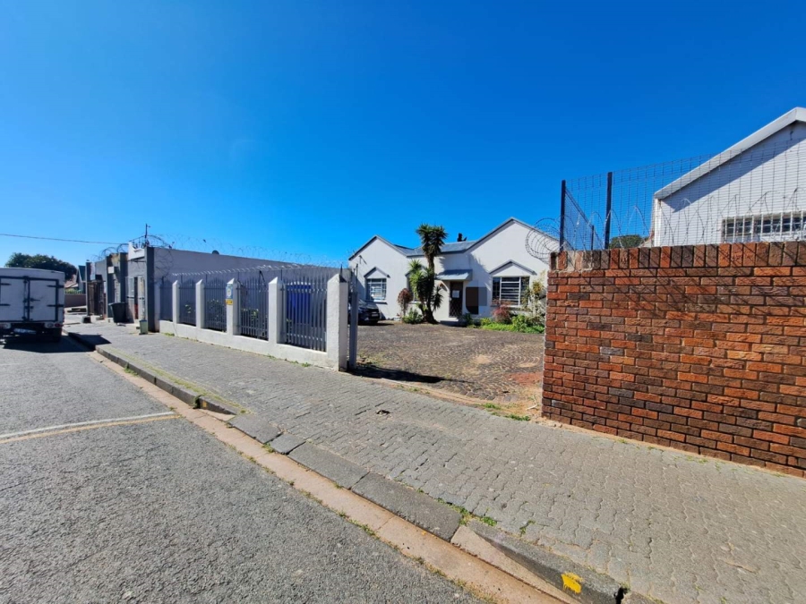 3 Bedroom Property for Sale in La Rochelle Gauteng