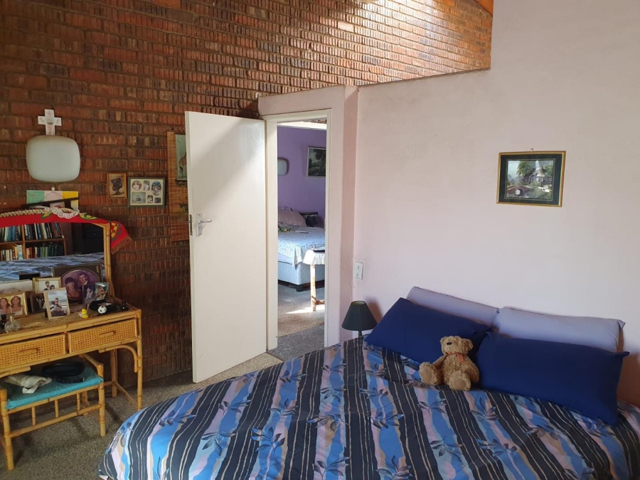 3 Bedroom Property for Sale in The Hill Gauteng