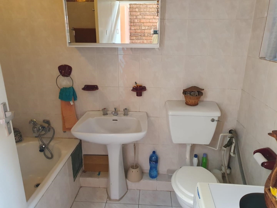 3 Bedroom Property for Sale in The Hill Gauteng