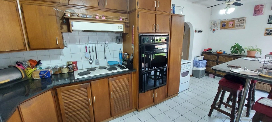 4 Bedroom Property for Sale in Verwoerdpark Gauteng