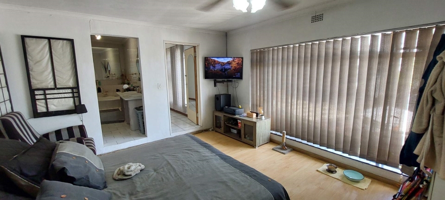 4 Bedroom Property for Sale in Verwoerdpark Gauteng