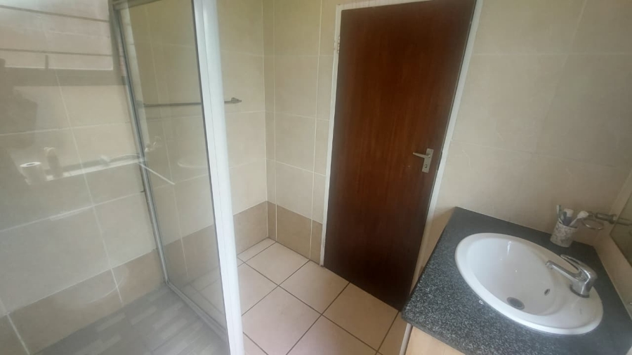 2 Bedroom Property for Sale in Meyersdal Gauteng
