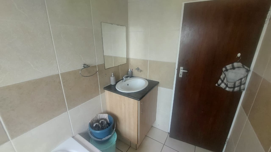 2 Bedroom Property for Sale in Meyersdal Gauteng