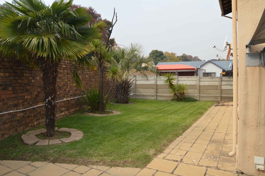 4 Bedroom Property for Sale in Brackendowns Gauteng