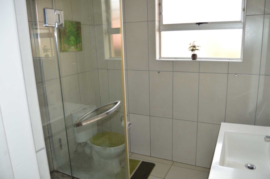 4 Bedroom Property for Sale in Brackendowns Gauteng