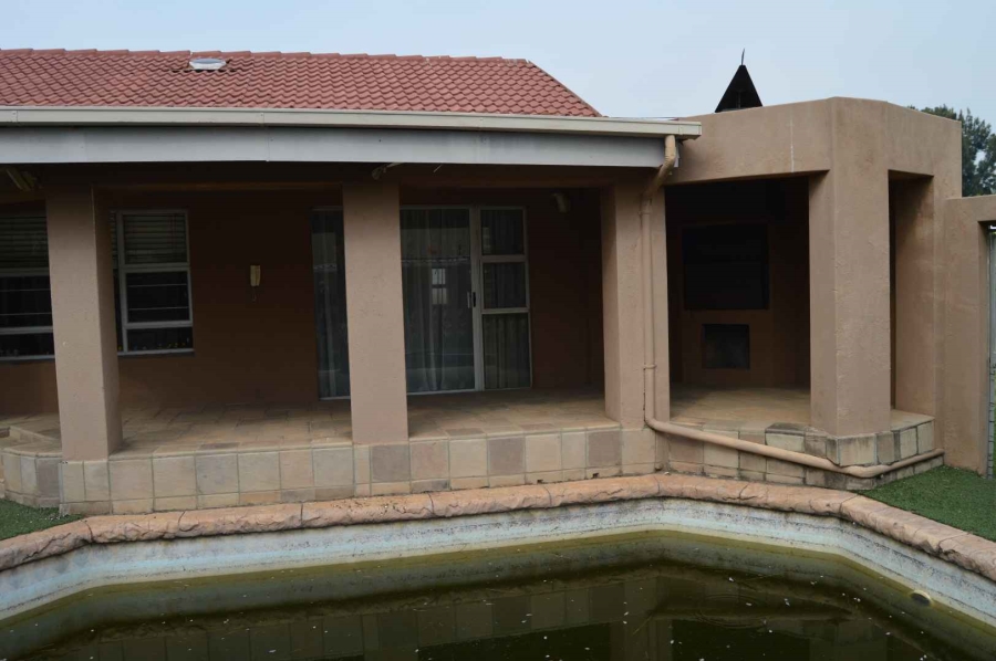 4 Bedroom Property for Sale in Brackendowns Gauteng