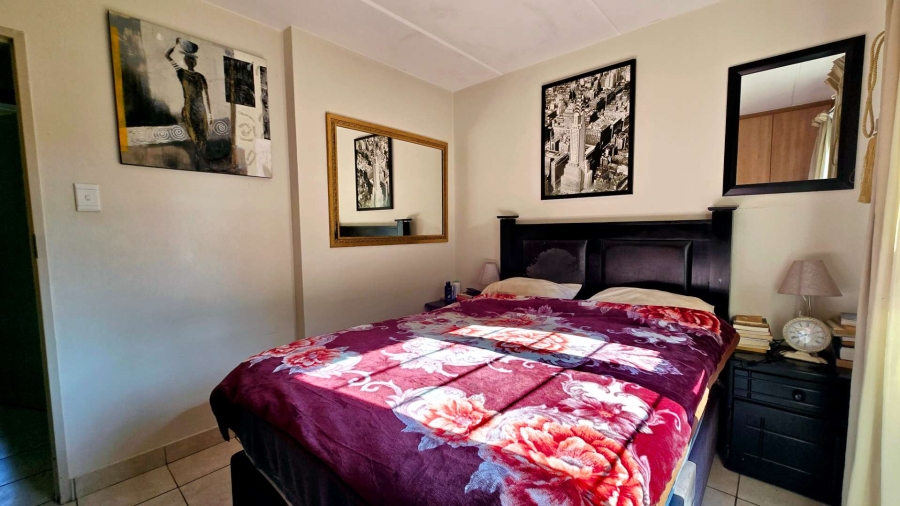 2 Bedroom Property for Sale in Olympus Gauteng