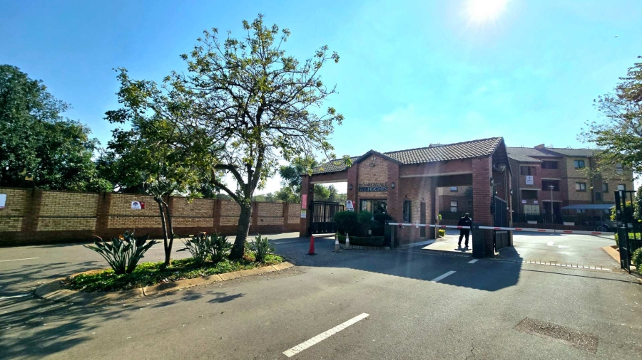 2 Bedroom Property for Sale in Olympus Gauteng
