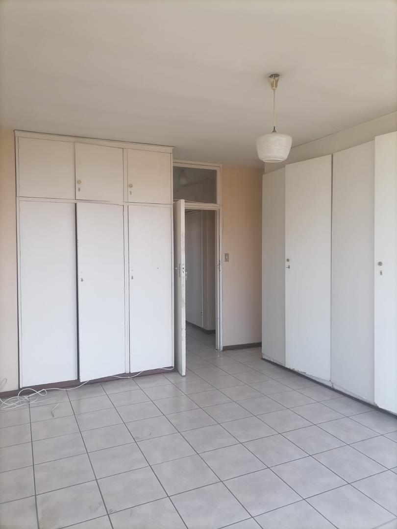 2 Bedroom Property for Sale in Sunnyside Gauteng