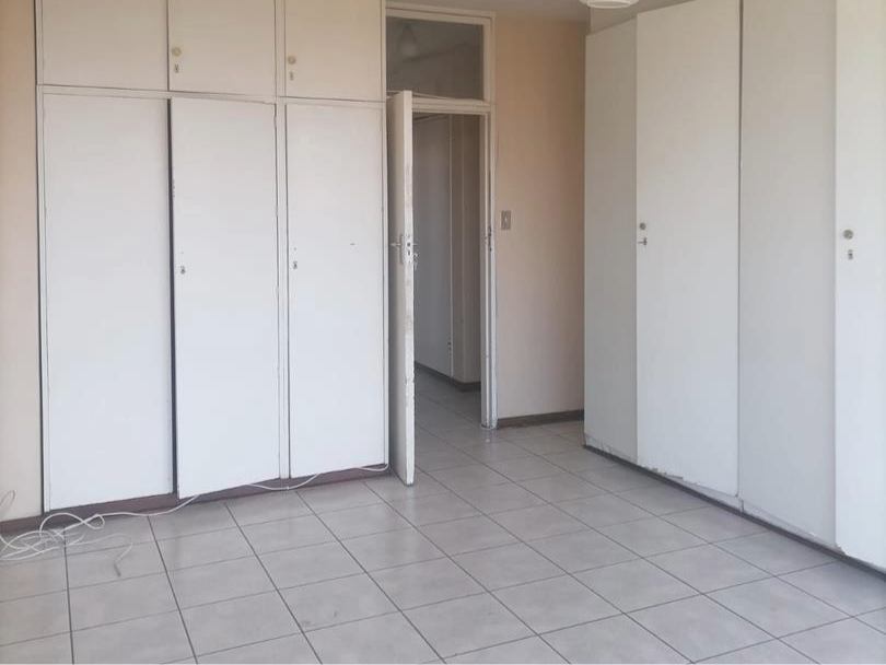 2 Bedroom Property for Sale in Sunnyside Gauteng