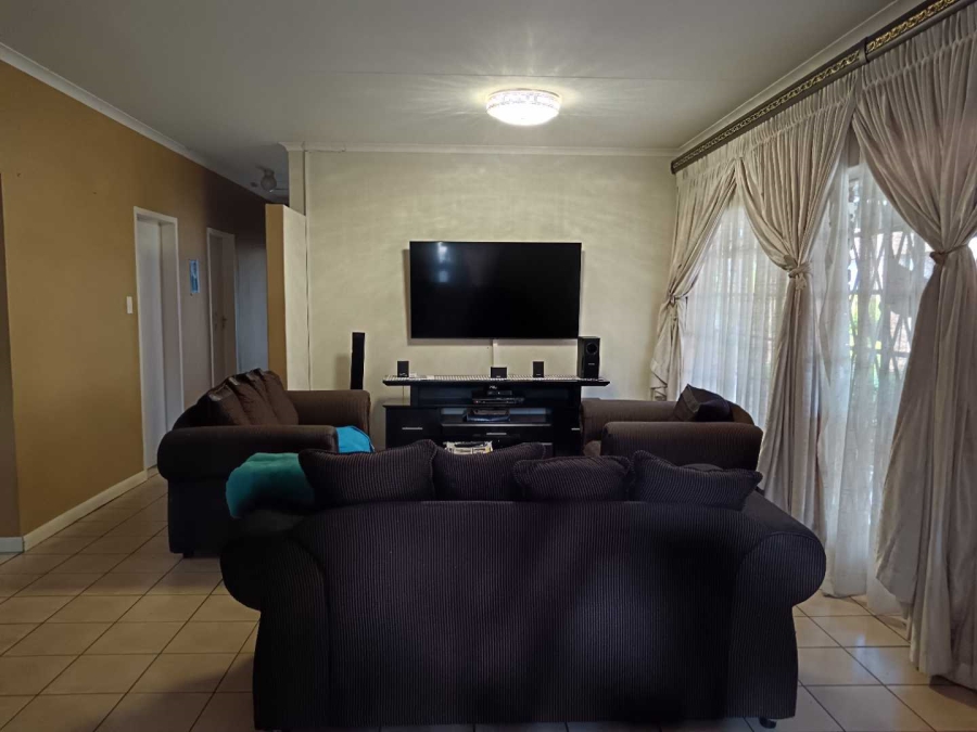 3 Bedroom Property for Sale in Ninapark Gauteng