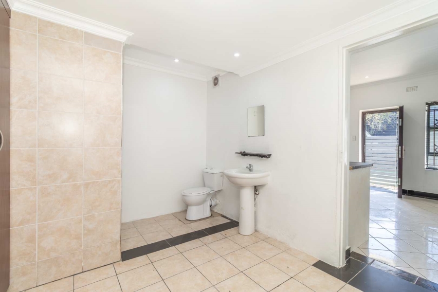 1 Bedroom Property for Sale in Blairgowrie Gauteng