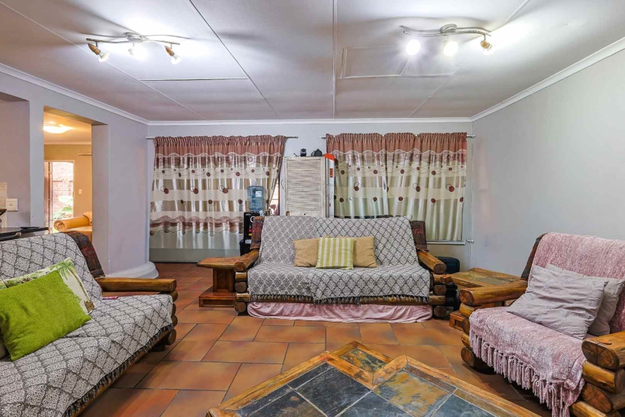 2 Bedroom Property for Sale in Moreleta Park Gauteng