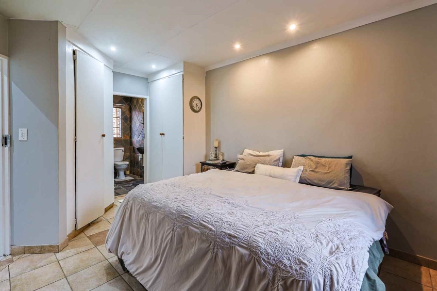 2 Bedroom Property for Sale in Moreleta Park Gauteng