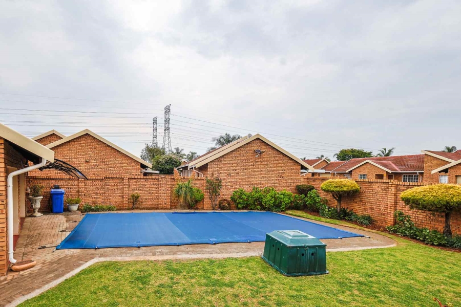 2 Bedroom Property for Sale in Moreleta Park Gauteng