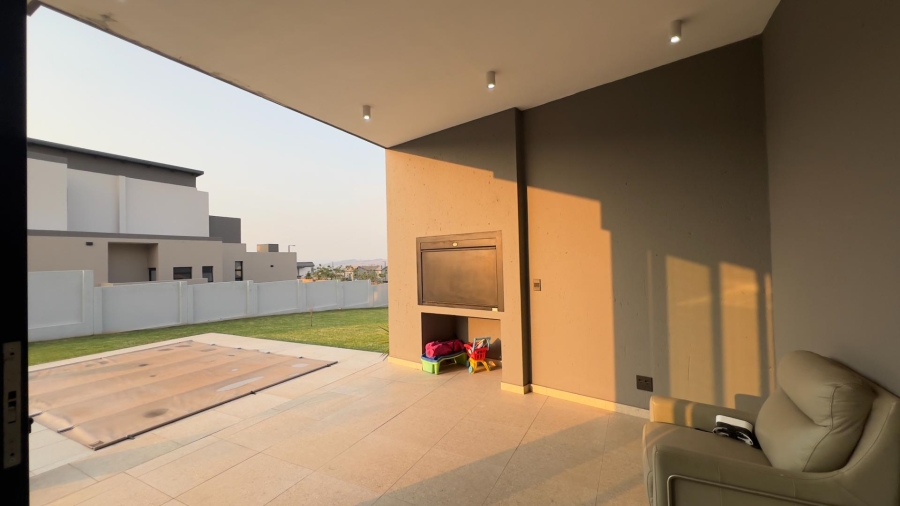 4 Bedroom Property for Sale in Midstream Estate Gauteng