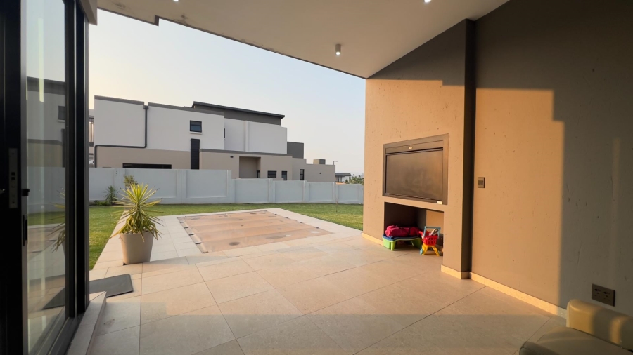 4 Bedroom Property for Sale in Midstream Estate Gauteng