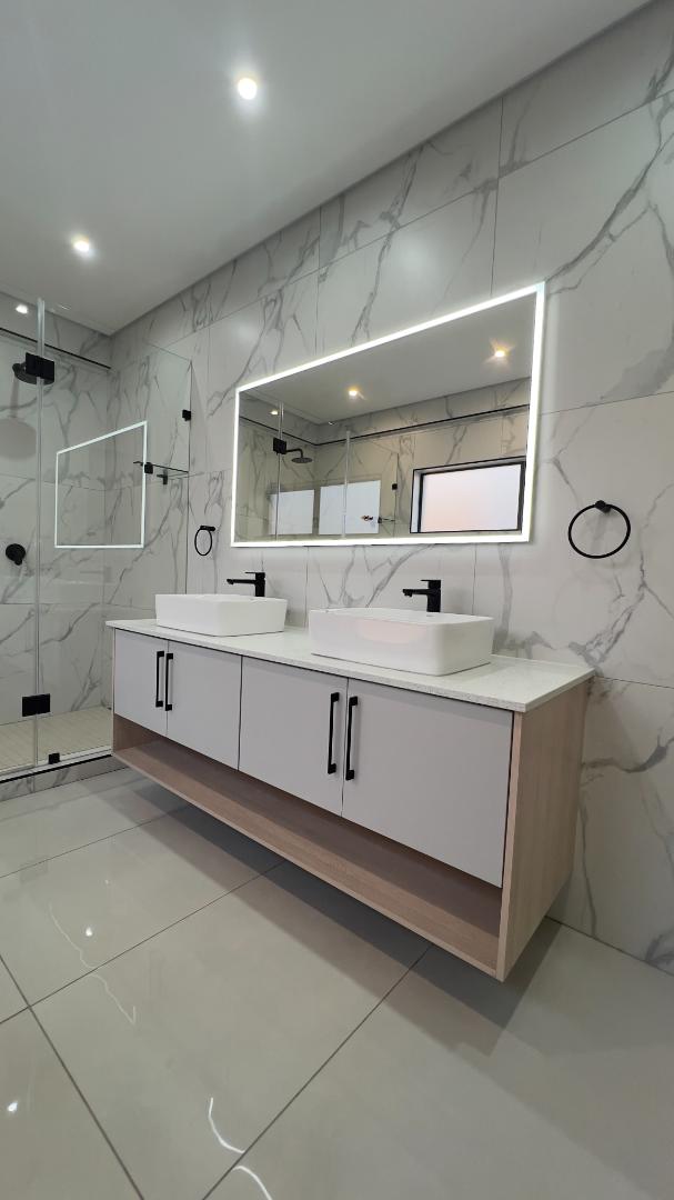 4 Bedroom Property for Sale in Midstream Estate Gauteng