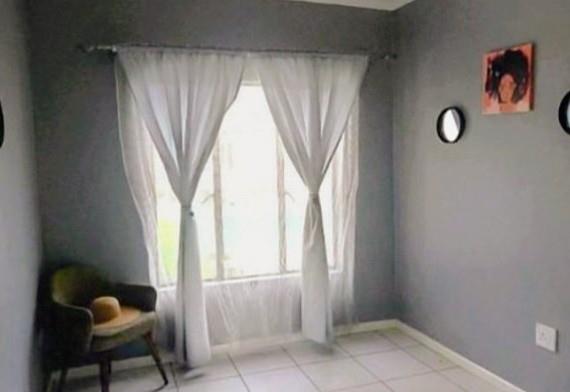 To Let 3 Bedroom Property for Rent in Corlett Gardens Gauteng