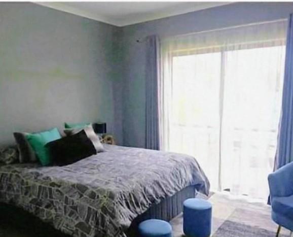 To Let 3 Bedroom Property for Rent in Corlett Gardens Gauteng
