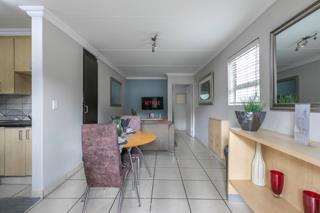 To Let 1 Bedroom Property for Rent in Sandown Gauteng