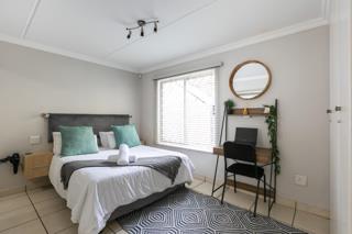 To Let 1 Bedroom Property for Rent in Sandown Gauteng