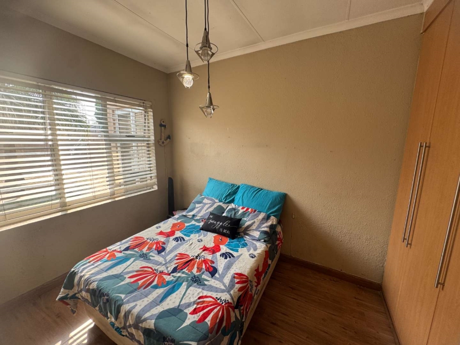 4 Bedroom Property for Sale in Brackendowns Gauteng