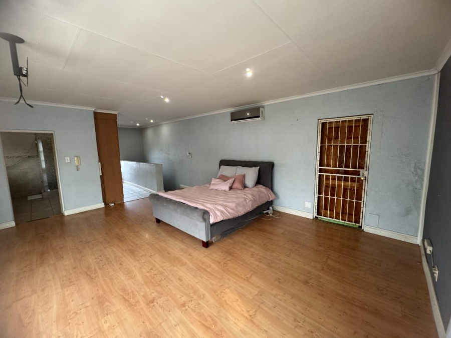4 Bedroom Property for Sale in Brackendowns Gauteng