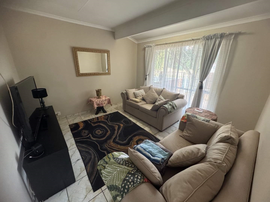3 Bedroom Property for Sale in Brackendowns Gauteng