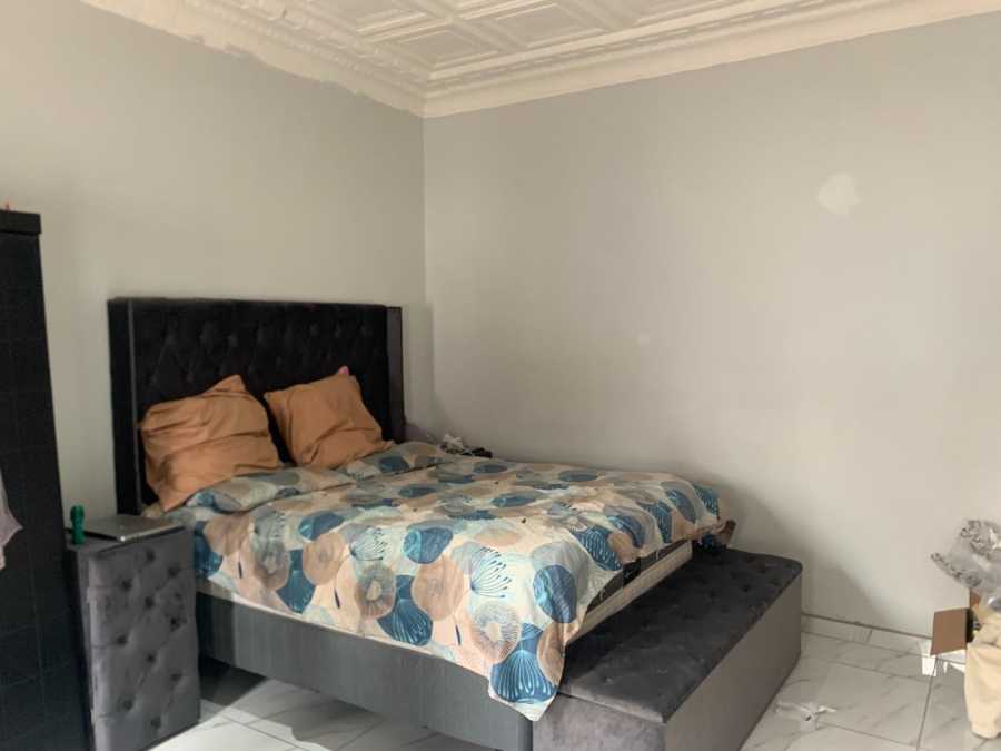 5 Bedroom Property for Sale in Rosettenville Gauteng