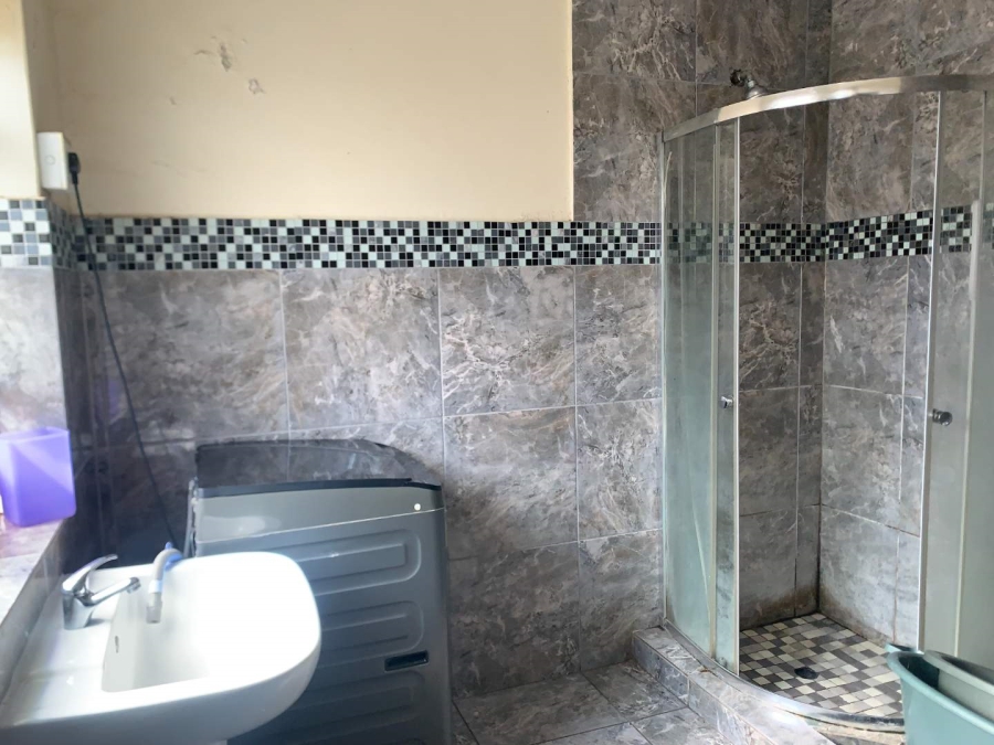 5 Bedroom Property for Sale in Rosettenville Gauteng